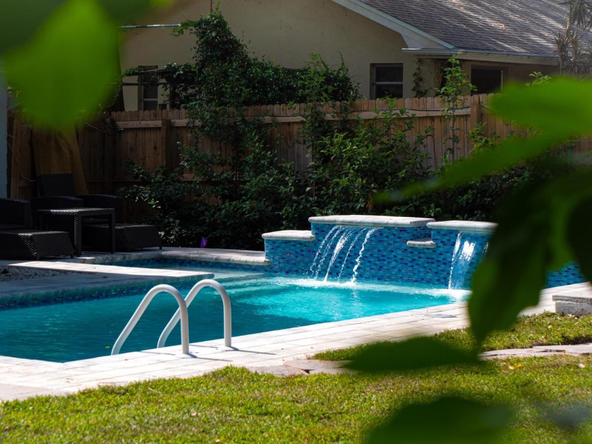 4 Bedroom Clearwater Vacation Home With Amazing Backyard Exteriér fotografie
